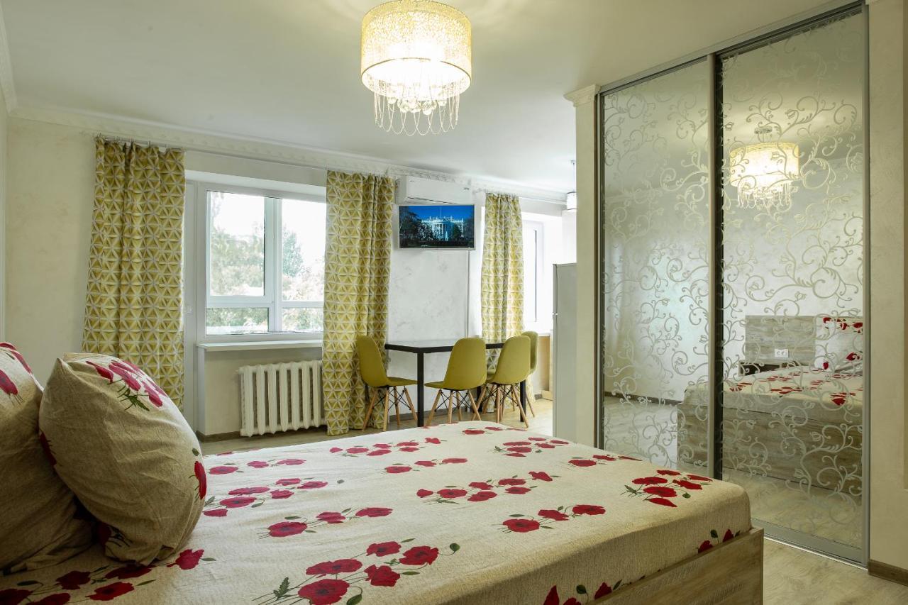 Luxury Apartment Near The City Center In Nikolaev นิโกลาเยฟ ภายนอก รูปภาพ